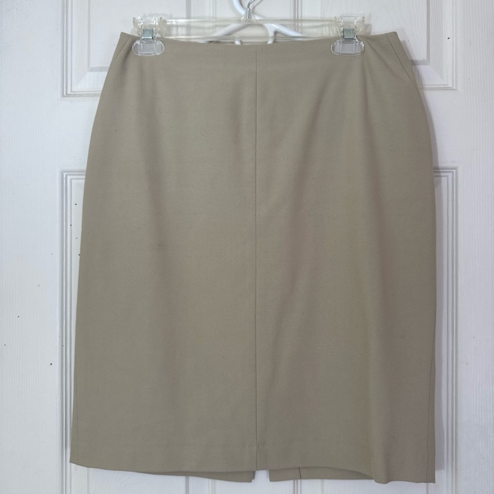INC Women’s Skirt Size 4 Tan / Beige Short Skirt Fully Lined Zipper Closure